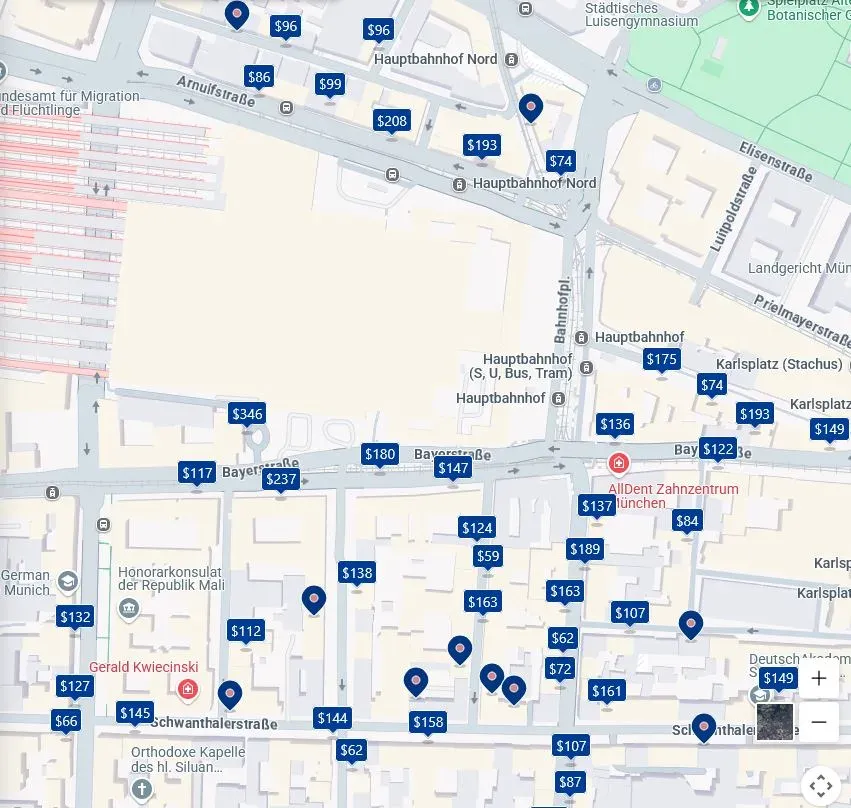 Booking.com map showing hotel prices ranging from $59 to $346 around Munich central train station